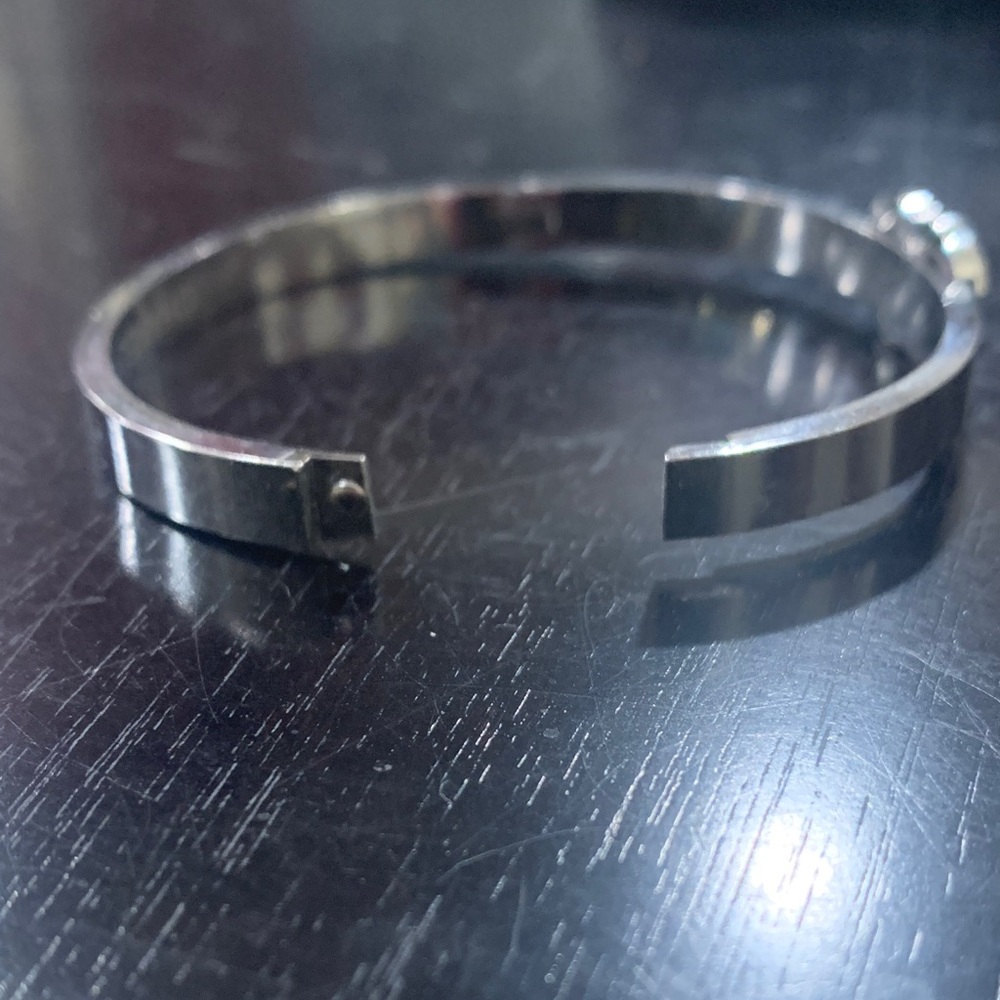 Designer Inspired Metallic Silver Bangle - Picture 4 of 5